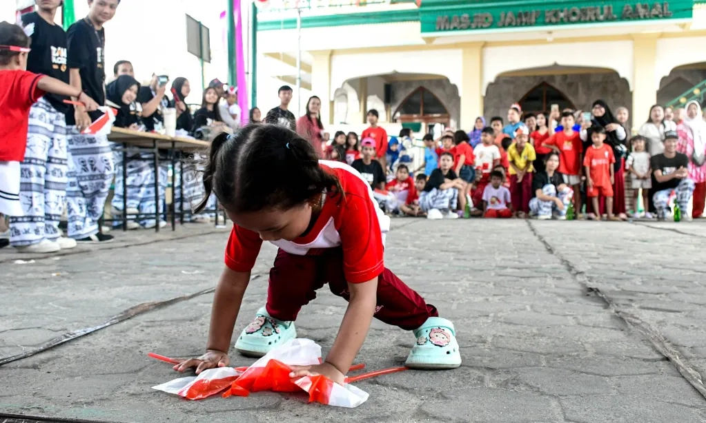 <p>Kemenag Ingatkan Anak-anak Bermain Di Masjid Jangan Diusir</p>
