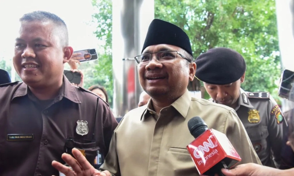 <p>Temuan KPK, Biaya Haji Furoda Rp1 Miliar&nbsp;</p>