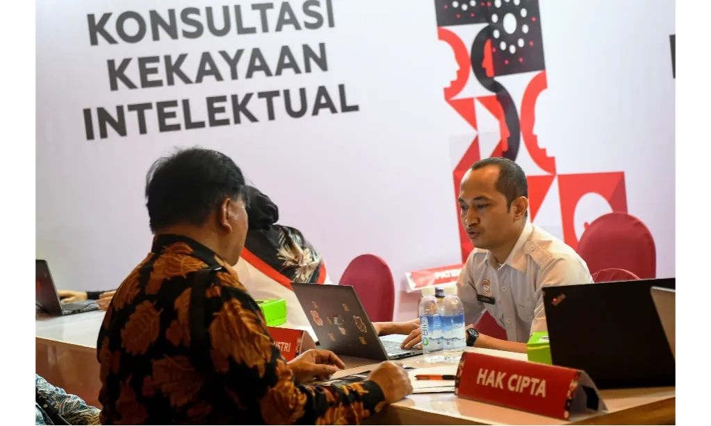 <p>Pelindungan Desain Tata Letak Sikrkuit Terpadu Rendah</p>