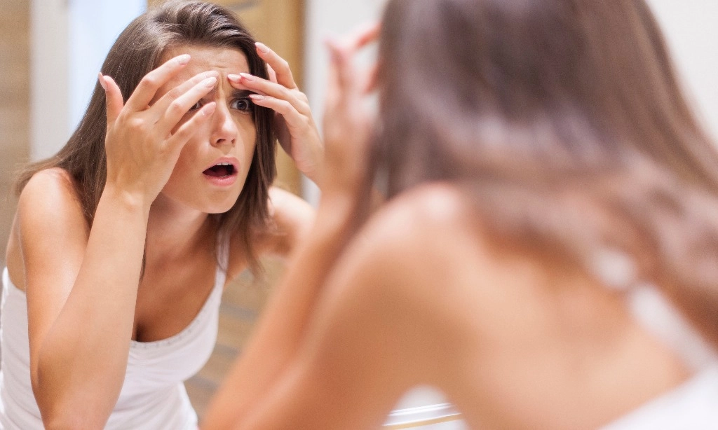 <p>Stres Bisa Pengaruhi Kesehatan Kulit, Begini Cara Mengatasinya</p>