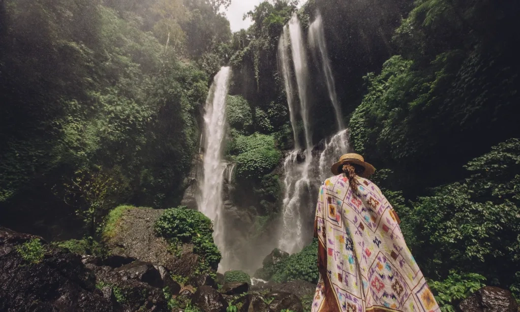 <p>Turis Malaysia, Australia Dan Tiongkok Dominasi Kunjungan Ke Indonesia</p>