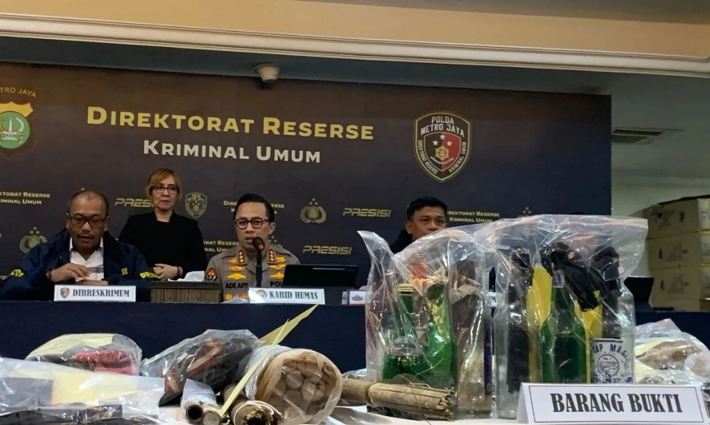 <p>Ini Peran Direktur Lokataru Tersangka Penghasut Aksi Anarkis&nbsp;</p>