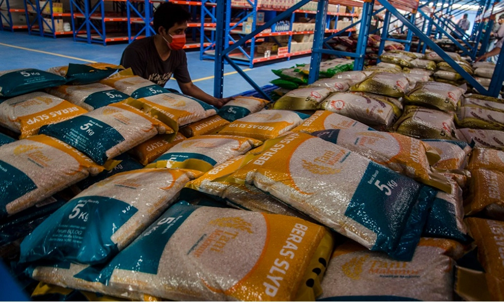 <p>Pramono Sebut <em>Panic Buying</em> Sebabkan Kelangkaan Beras Premium</p>