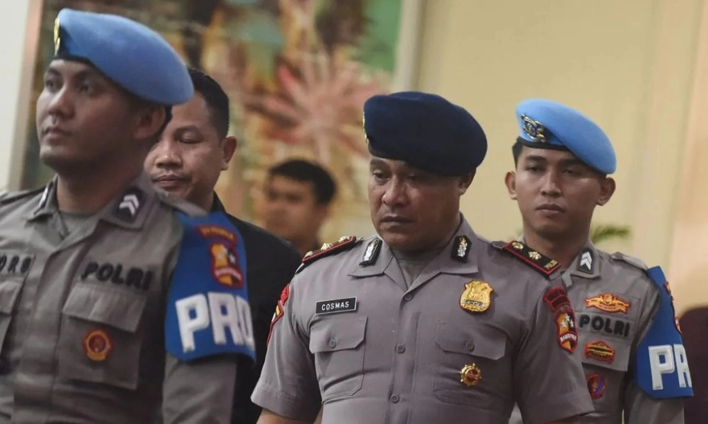 <p>Kasus Rantis Brimob, Sidang Etik Pecat Kompol Kosmas</p>
