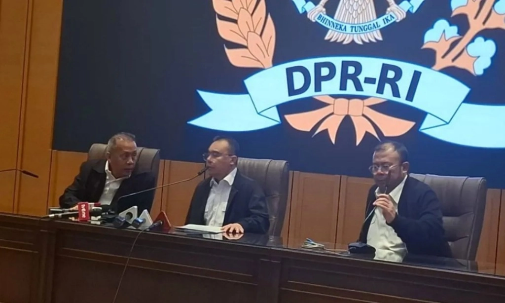 <p>Tunjangan Rumah Tak Ada, Gaji DPR Perbulan Rp65,5 Juta</p>