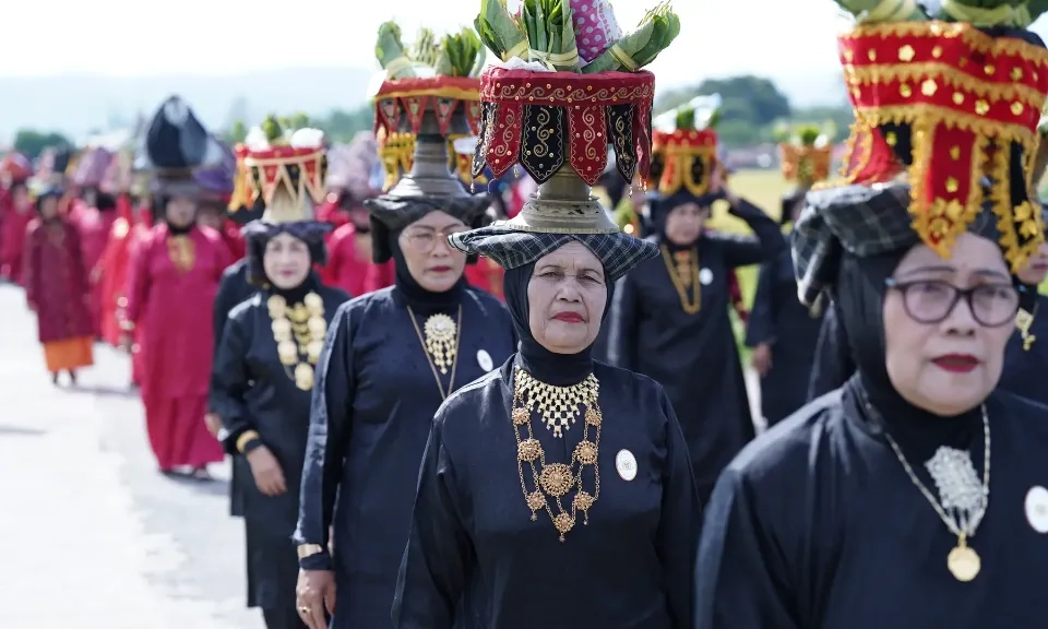 <p id="isPasted">Semarak <em>Event&nbsp;</em>Pariwisata Bulan September Di Berbagai Daerah Indonesia</p>