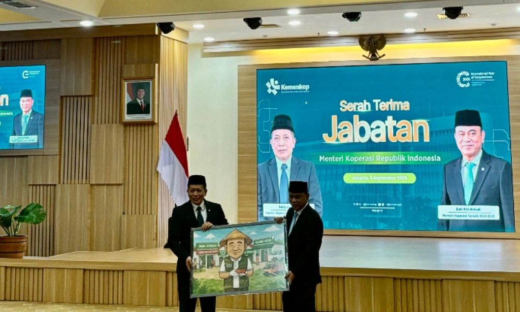 <p>Kemenkop: Akses Kopdes Merah Putih Ke Himbara Rp16 T Cair Pekan Ini</p>