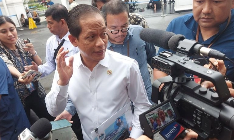 <p>Menteri LH Jamin Pengawasan Berlapis PT Gag Nikel Di Raja Ampat</p>