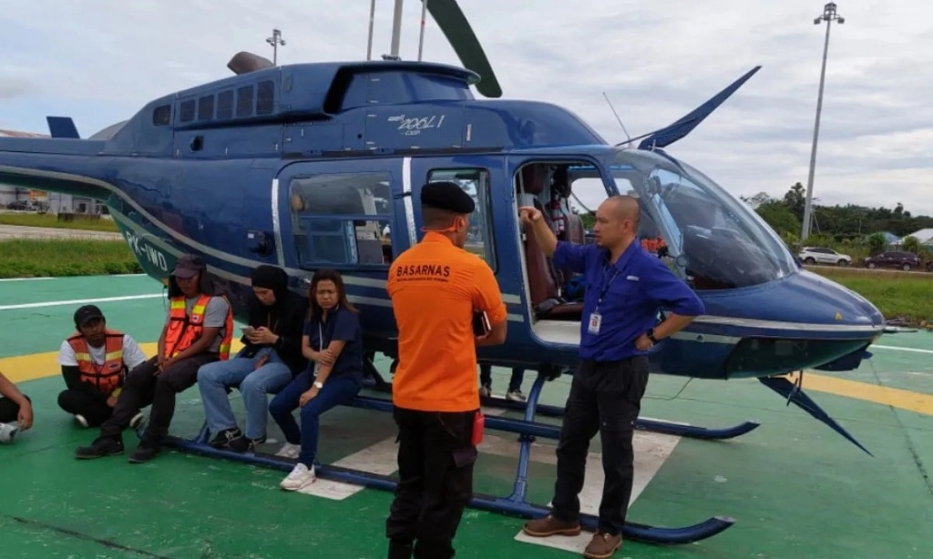 <p>SAR Evakuasi Penumpang Helikopter Jatuh di Timika &nbsp;</p>