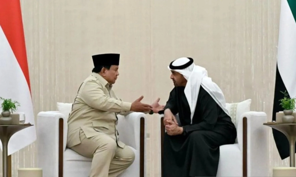 <p>Prabowo Bertemu Lagi Pangeran MBZ di Abu Dhabi</p>