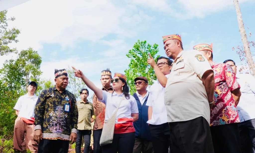 <p>Kemendikti Target Sekolah Garuda Mulai Tahun 2026/2027</p>