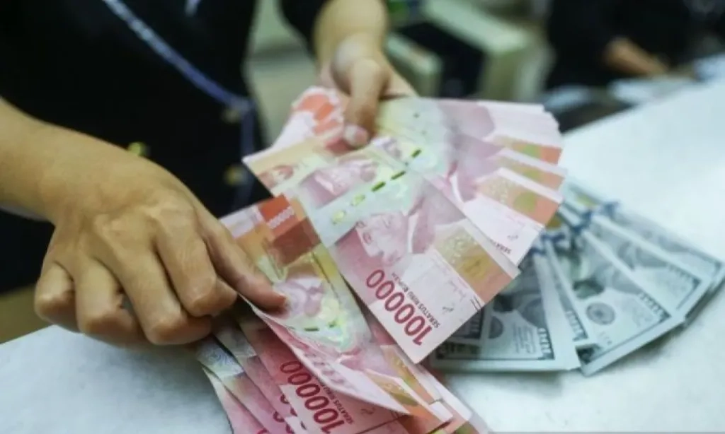 <p id="isPasted">Analis: Rupiah Konsolidasi di Rp16.388-16.412 Jelang Keputusan The Fed</p>