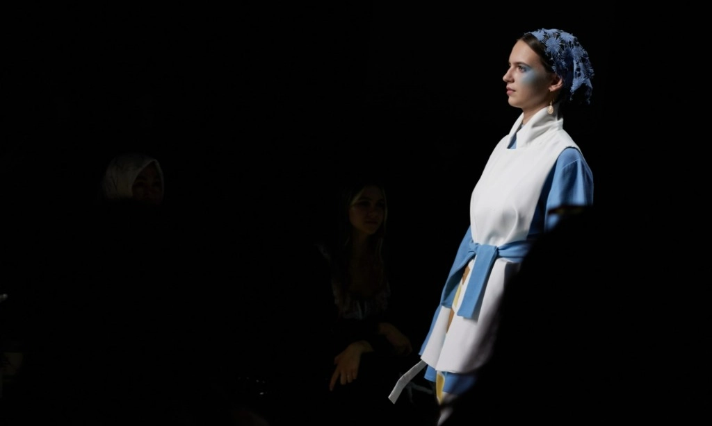 <div dir="ltr" id="isPasted">Fesyen Modest Jadi Sorotan Di Moscow Fashion Week 2025</div>
