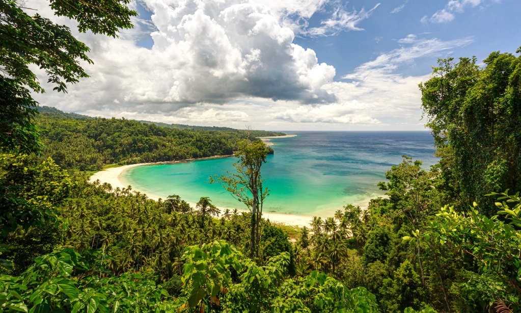 <p id="isPasted">Rekomendasi Liburan ke Pulau, Selain Bali</p>