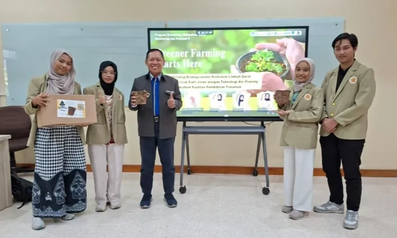 <p>PaPipot, <em>Polybag</em> Dari Limbah Pelepah Pisang Dan Jerami Padi</p>