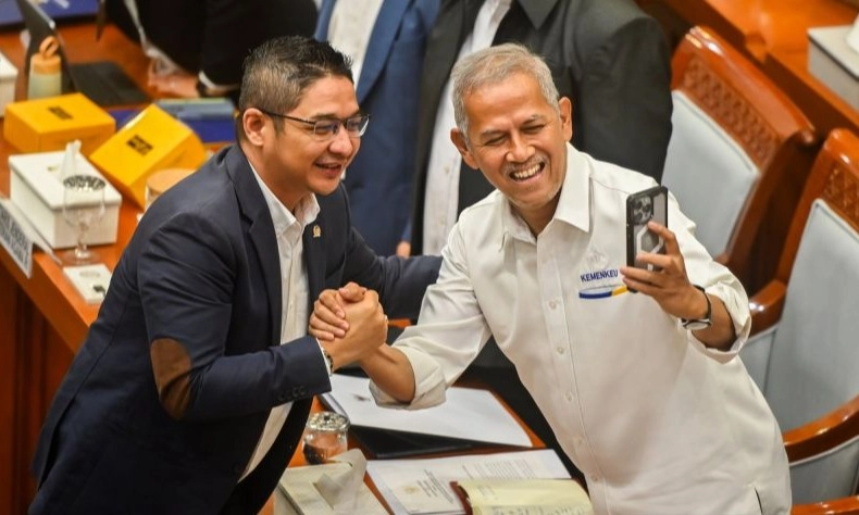 <p>Pemerintah Belum Tentukan Kenaikan Cukai Rokok 2026</p>