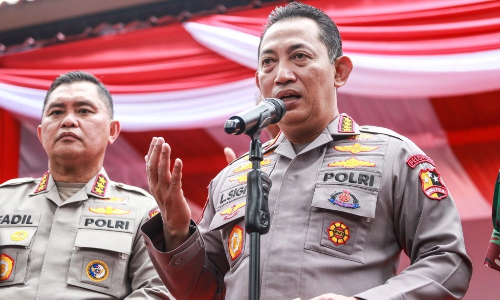 <p>Kapolri Jenderal Listyo Bentuk Tim Reformasi Polri&nbsp;</p>