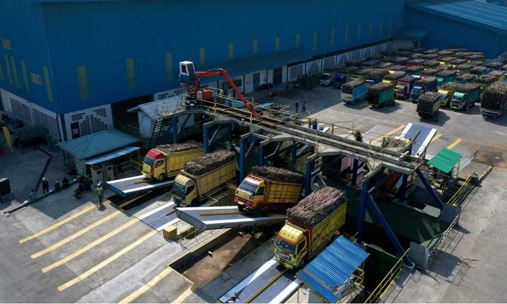 <p id="isPasted">Bantah Dianggap Lambat, ID FOOD Pamer Sudah Serap Gula 90% dari Target</p>