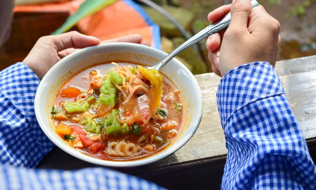 <p>Seblak Mendunia Gegara Konten Gen Z Di Medsos</p>