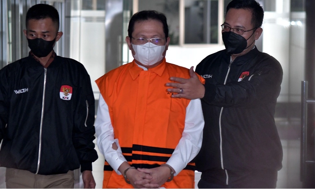 <p>KPK Jemput Paksa Penyuap Eks Sekretaris MA Hasbi Hasan</p>