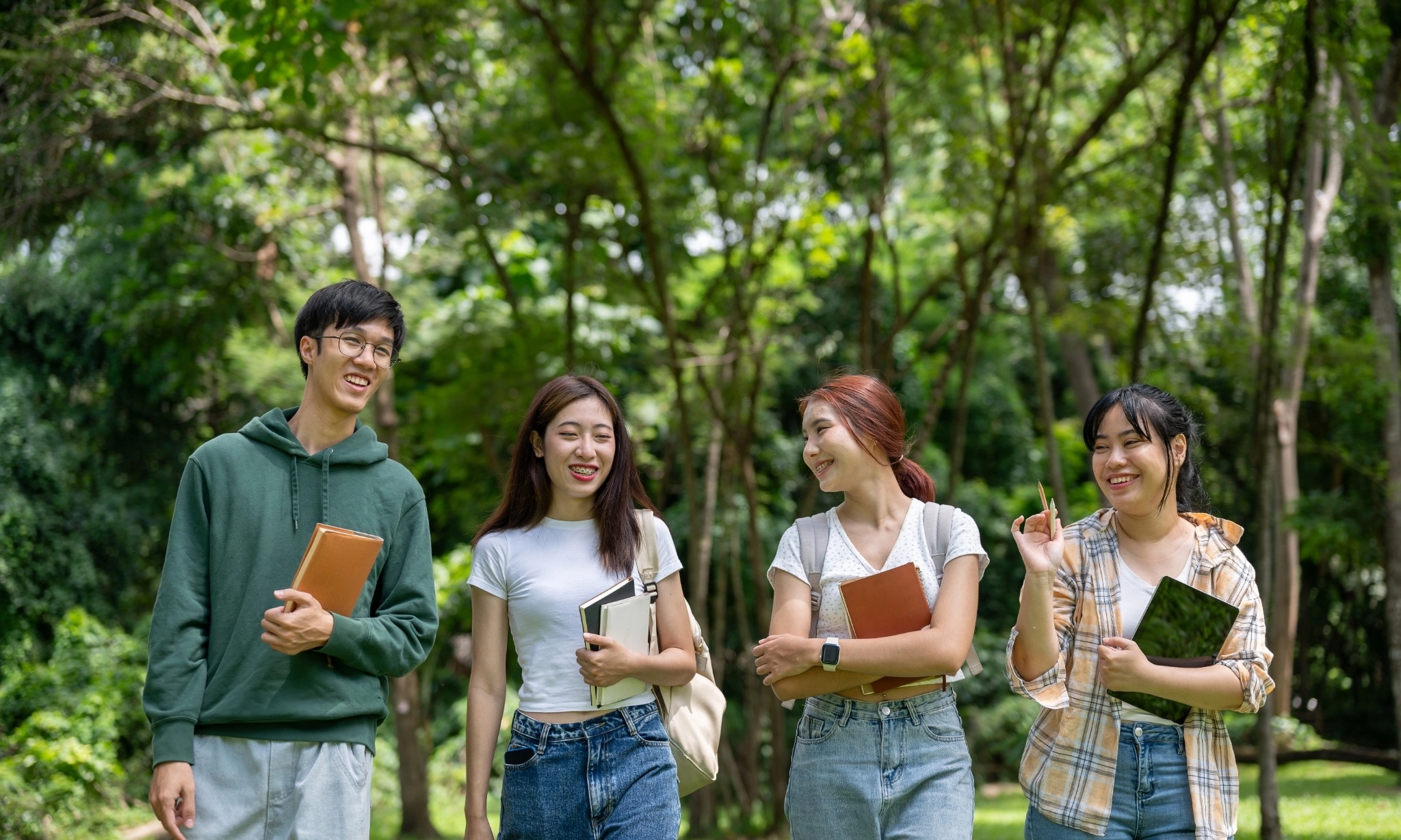 <p>Mampukah <em>Green Education Curriculum</em> Mengubah Arah Masa Depan Bangsa?</p>