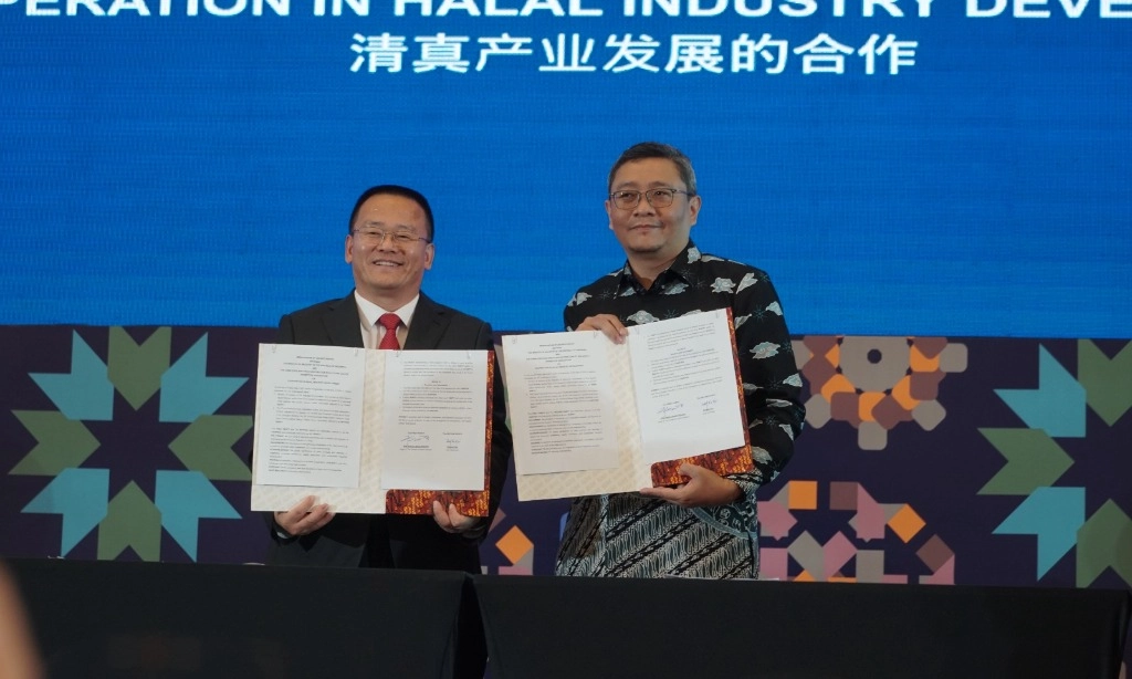 <p id="isPasted">Kolaborasi Dengan China, Kemenperin Pacu Industri Halal Nasional</p>