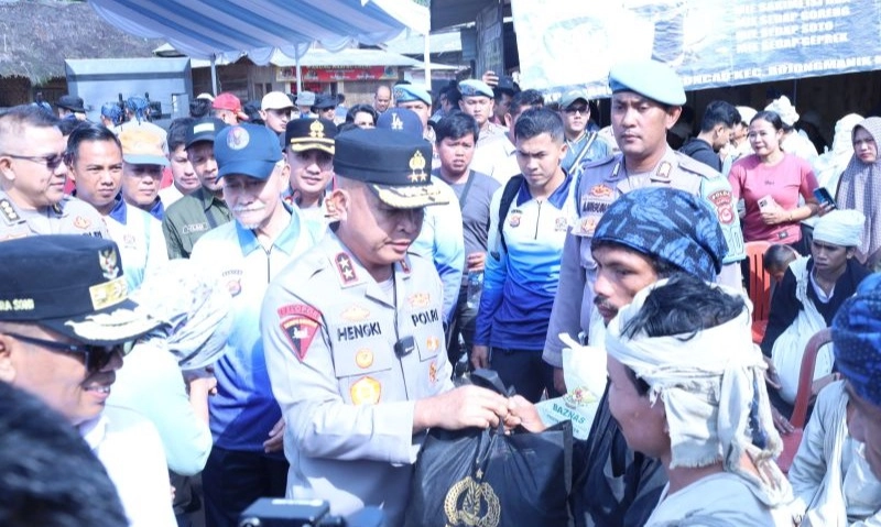 <p>Suku Badui Minta Polda Banten Jaga Hutan Larangan</p>