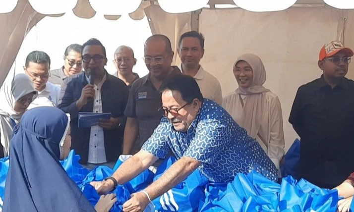 <p>Sedot <em>Septic Tank&nbsp;</em>Minimal Tiga Tahun Sekali</p>