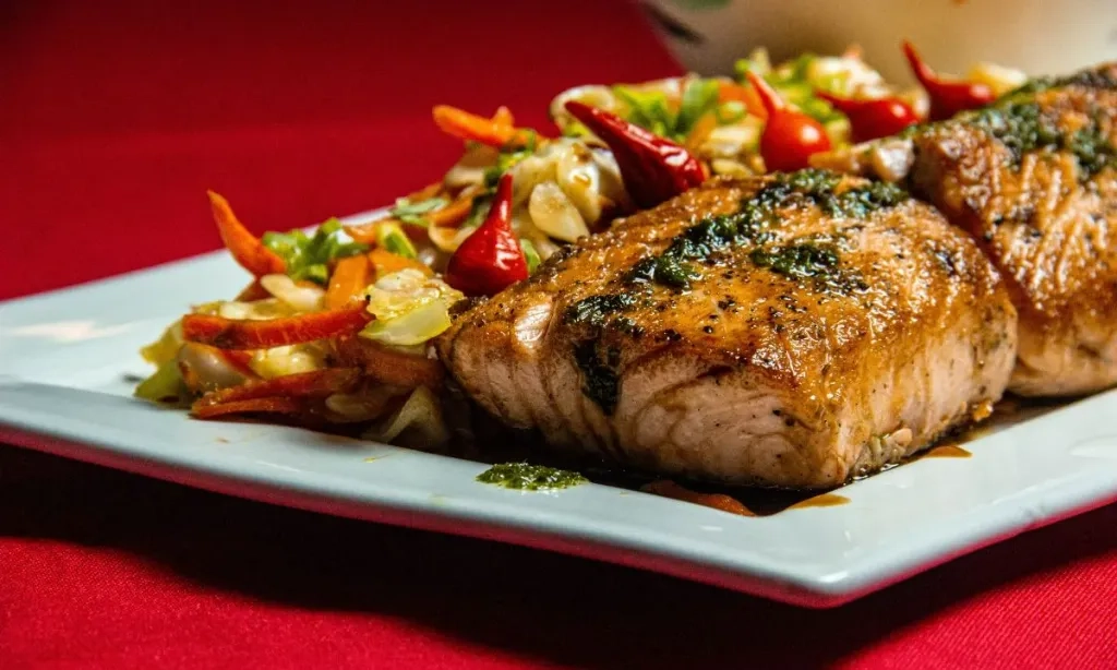 <p>Mantan Koki Bagikan Resep Salmon Panggang Kesukaan Putri Diana</p>