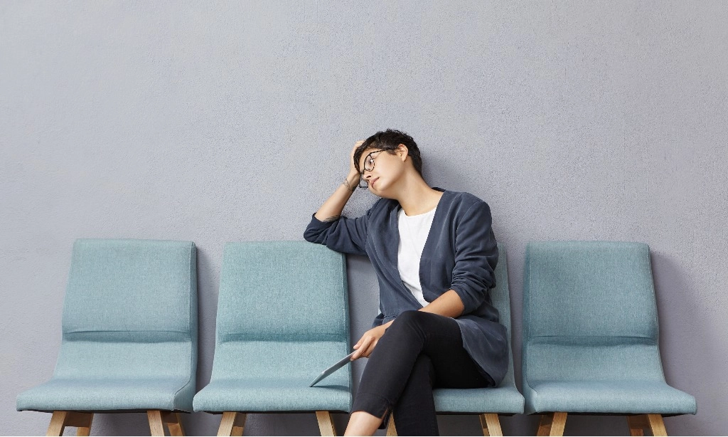 <p id="isPasted">Mengenali <em>Cronic Loneliness,&nbsp;</em>Ketika Seseorang Terus Merasa Kesepian</p>