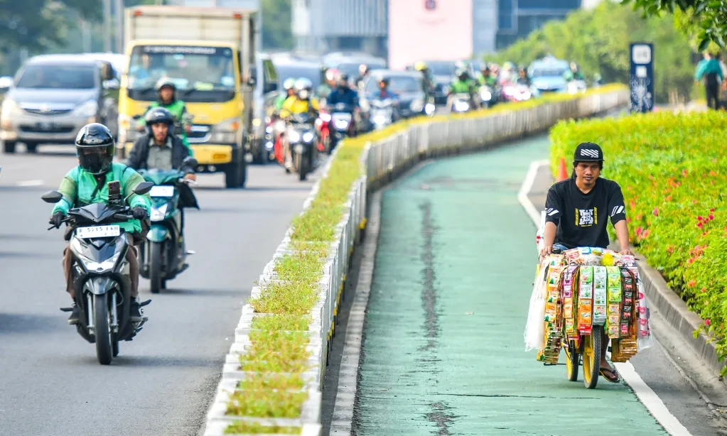 <p>Mimpi Bersepeda Dengan Aman Di Jalan Raya</p>