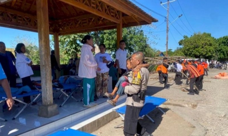 <p>Akibatkan Keracunan MBG, Pemkab TTS Hentikan Operasi SPPG&nbsp;</p>