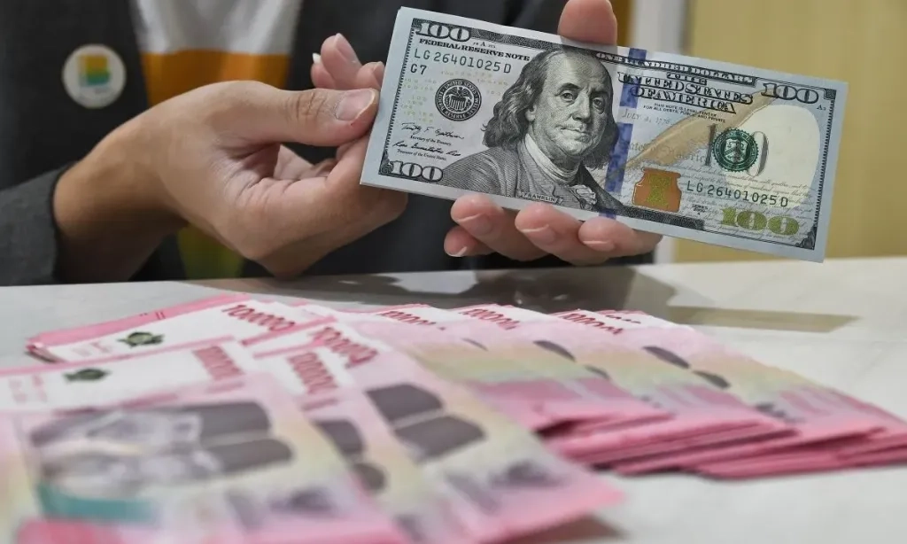 <p><em id="isPasted">Shutdown</em> AS Berlanjut, Rupiah Diprediksi Melemah Ke Rp16.625</p>