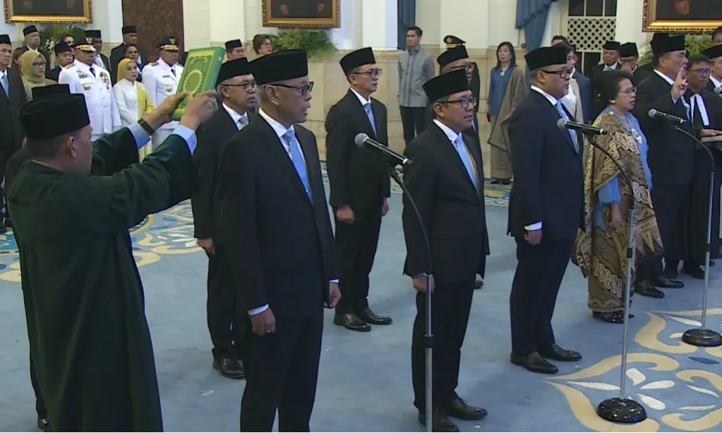<p>Prabowo Lantik Wakil Menteri Baru</p>