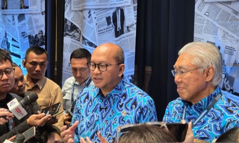 <p id="isPasted">Soal Restrukturisasi Utang KCIC, Rosan: Negosiasi Sedang Berjalan</p>