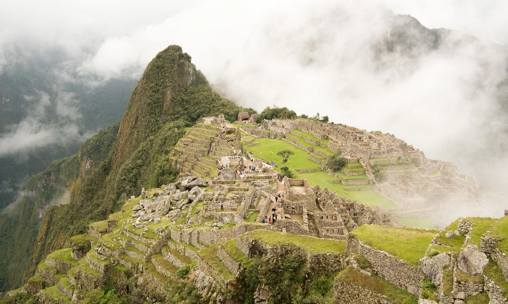 <p id="isPasted">Rekomendasi Negara Bebas Visa untuk Libur Akhir Tahun Anti Mainstream</p>