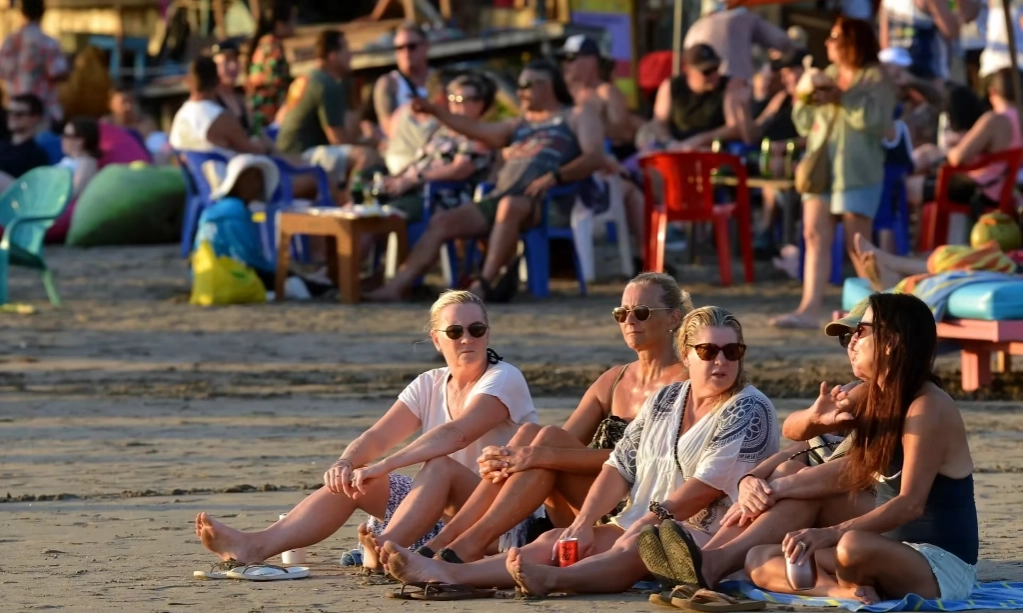 <p>Surplus Wisatawan, Kunjungan Wisman Januari-Agustus Cetak Rekor</p>