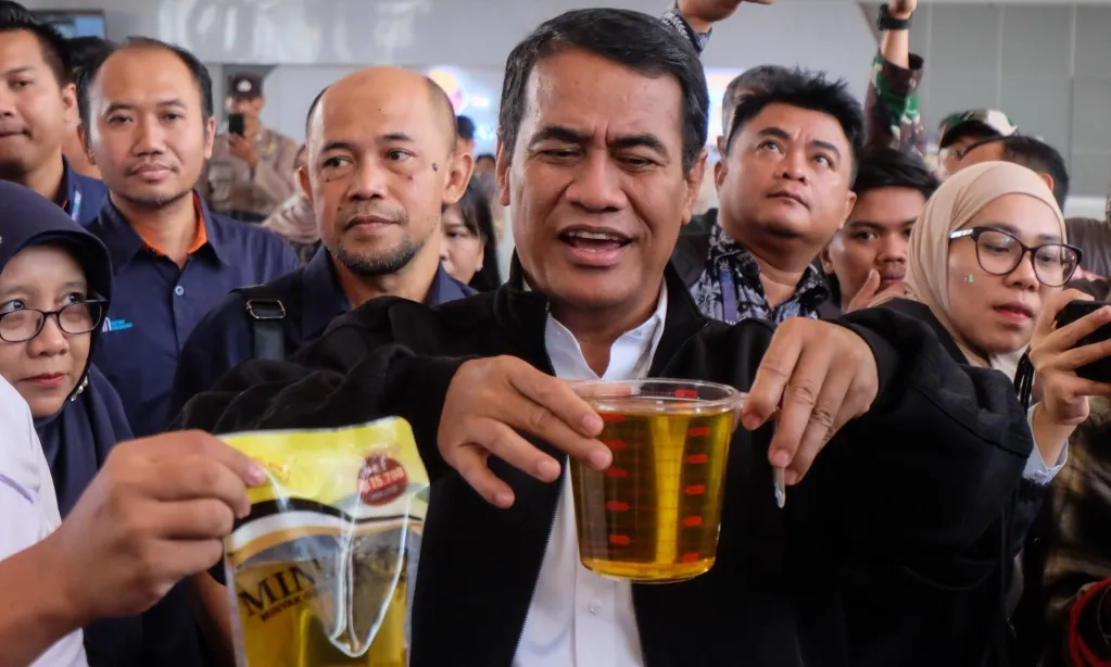 <p>Presiden Tunjuk Mentan Amran Jadi Kepala Bapanas</p>