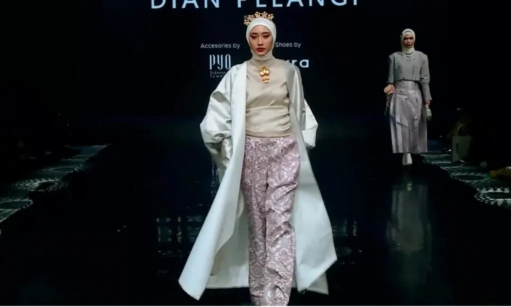 <p>Dian Pelangi Dan Restu Anggraini Angkat Budaya Dan Karakter Wanita</p>