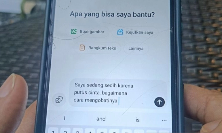 <p id="isPasted">Batasi Relasi Emosional Dengan AI, Fokus Pada Hubungan Nyata</p>