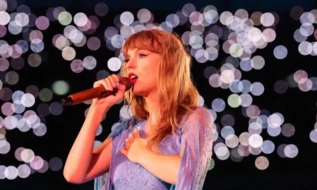 <p id="isPasted">Taylor Swift Umumkan Dokumenter Dan Film Baru Konser &quot;Eras Tour&quot;</p>