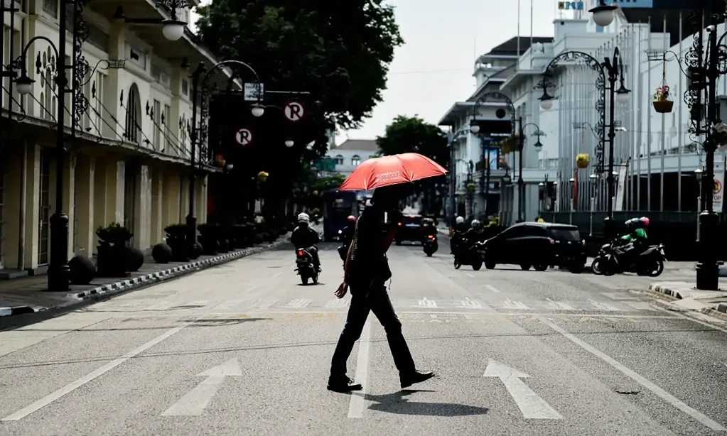 <p>BMKG Ungkap Penyebab Cuaca Panas Beberapa Hari Terakhir</p>