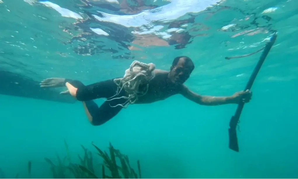 <p id="isPasted">Budaya Bajau Warisan Kekayaan Maritim Nusantara</p>