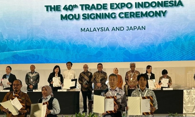 <p>TEI Hari Pertama Tembus US$9,98 Miliar! 131 MoU Ditandatangani</p>