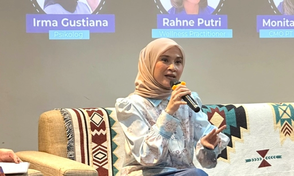 <p>Merasa Dimengerti AI? Psikolog Ingatkan Bahaya Emosional Digital</p>
