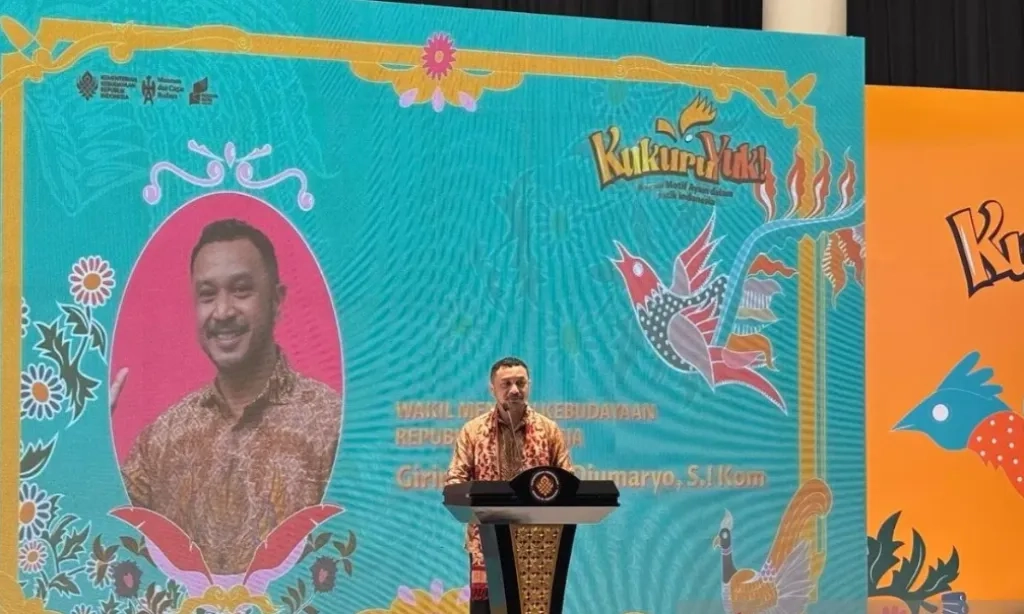 <p id="isPasted">Pameran KukuruYUK Angkat Ragam Motif Yang Terinspirasi Dari Ayam</p>