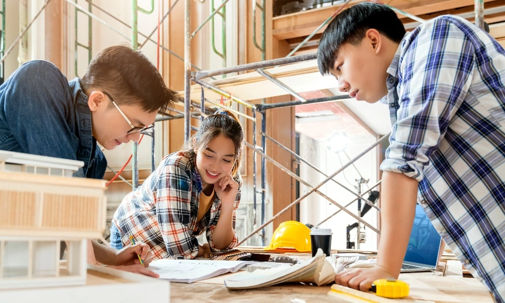 <p>Mengenal <em>Bootcamp</em>, Cara Cepat Tambah <em>Skill</em> untuk Karier </p>