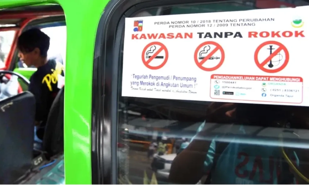 <p dir="ltr" id="isPasted">Kisah Mereka Yang Berani Menegur Pengendara Merokok</p>