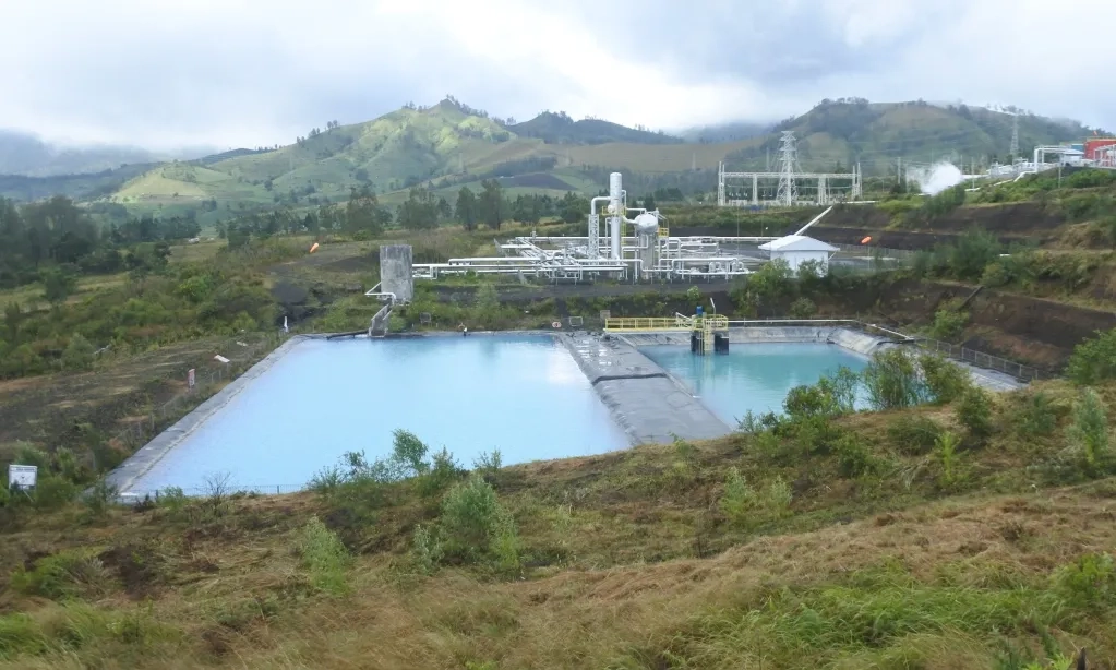 <p id="isPasted">ESDM Tegaskan Gunung Lawu Takkan Dilelang Untuk Panas Bumi</p>
