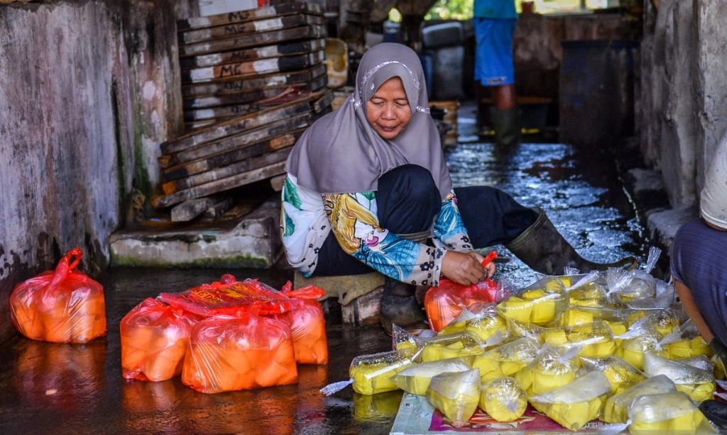 <p>Kementerian UMKM Target 2,1 Juta Usaha Mikro Naik Kelas Di 2029</p>